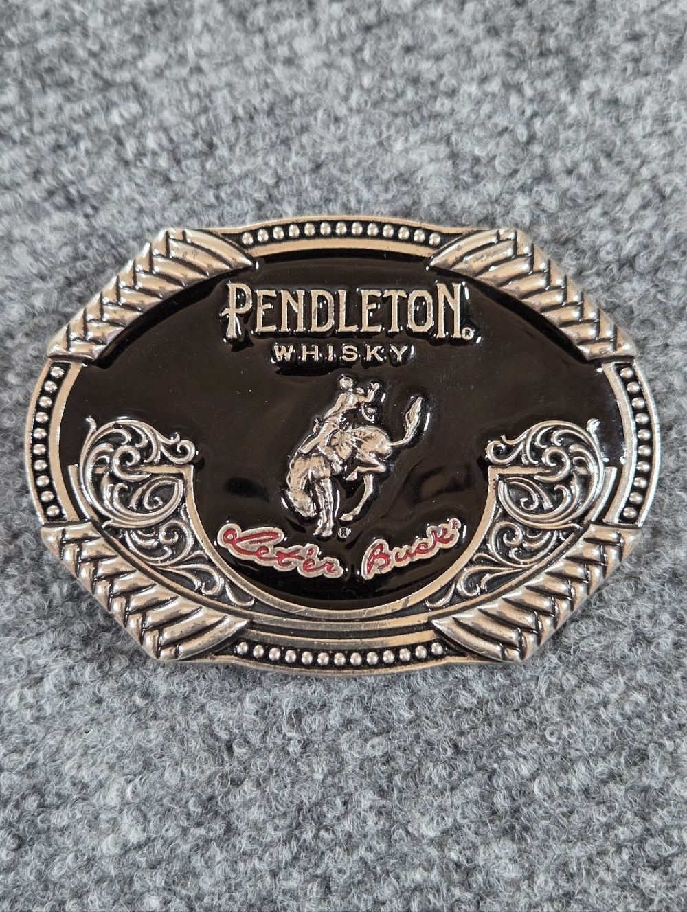 Pendleton Whisky Let’er Buck Montana Silversmiths Belt Buckle 2020 Limited Editi